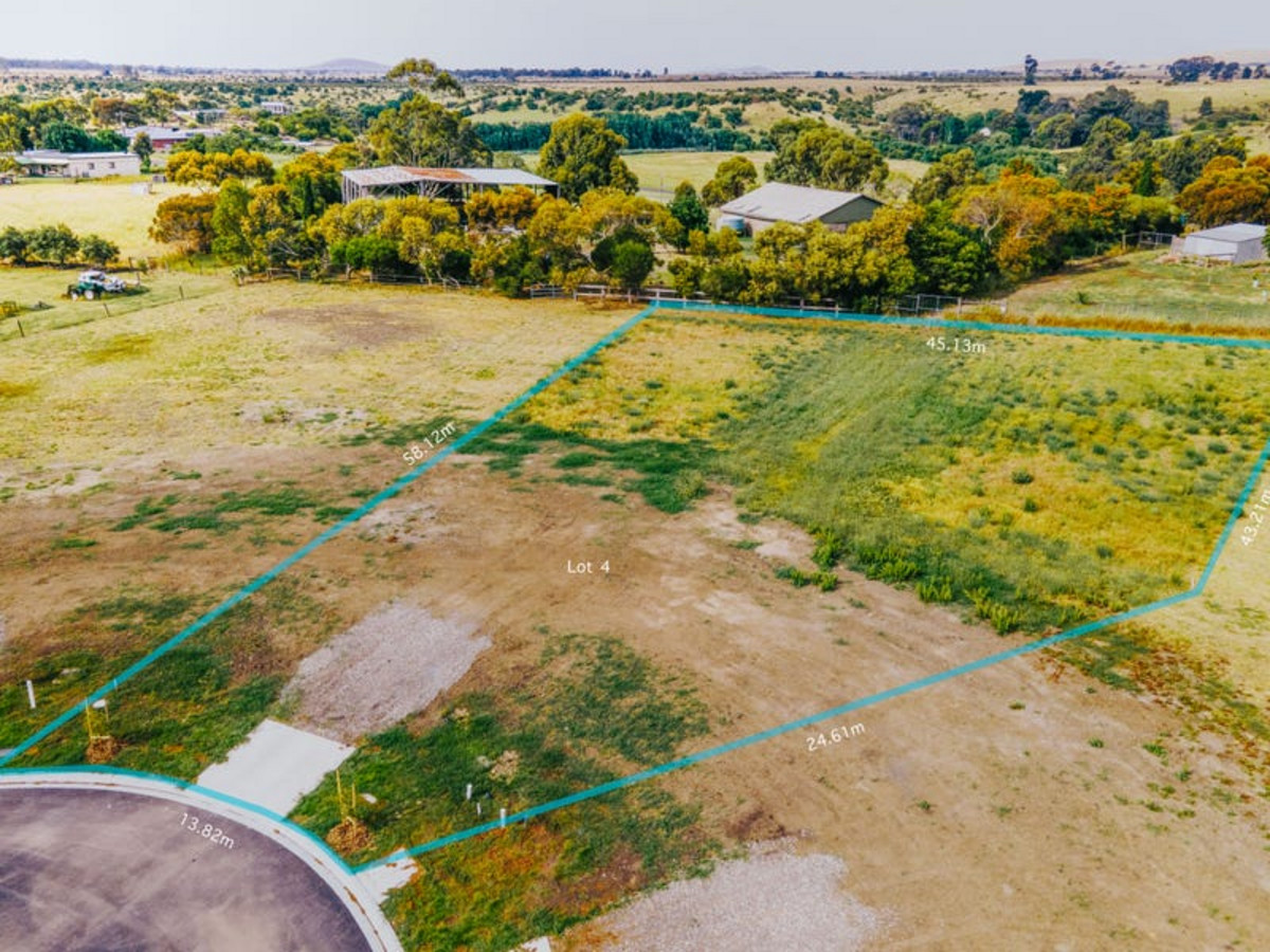 3 Campbells Rise, CLUNES VIC 3370, Clunes - Thumbnail 2