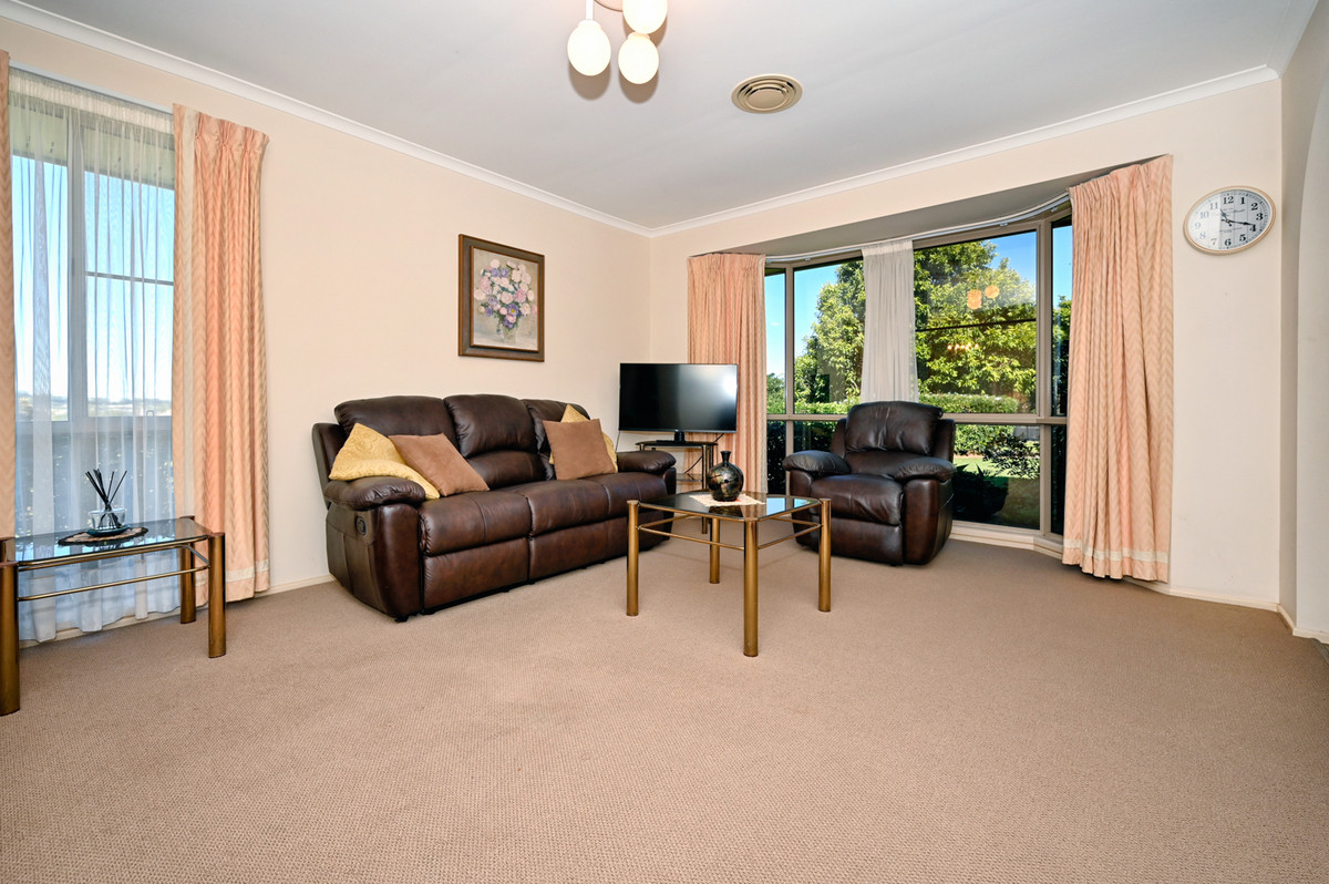 13 Dolphin Drive, Nambour QLD 4560, Nambour - Thumbnail 3