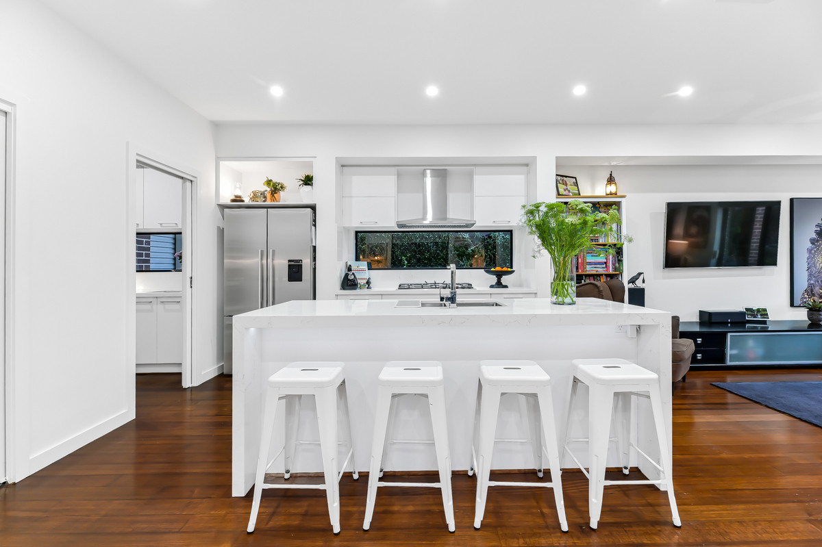 8 Fernlea Street, Clyde North VIC 3978, Clyde North - Thumbnail 5