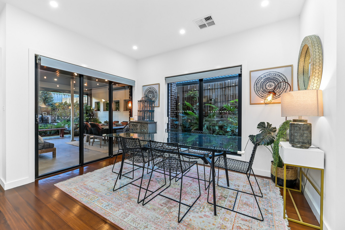 8 Fernlea Street, Clyde North VIC 3978, Clyde North - Thumbnail 7