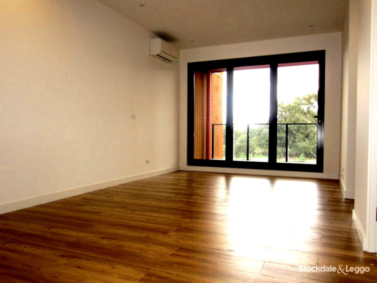 102 / 28 Galileo Gateway, BUNDOORA VIC 3083, Bundoora - Thumbnail 3