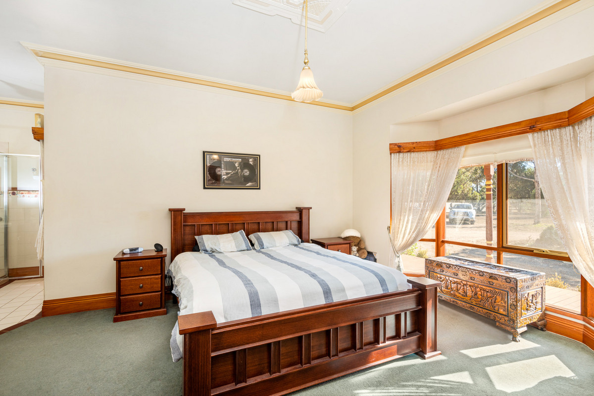 112 Lowndes Road, BANNOCKBURN VIC 3331, Bannockburn - Thumbnail 4