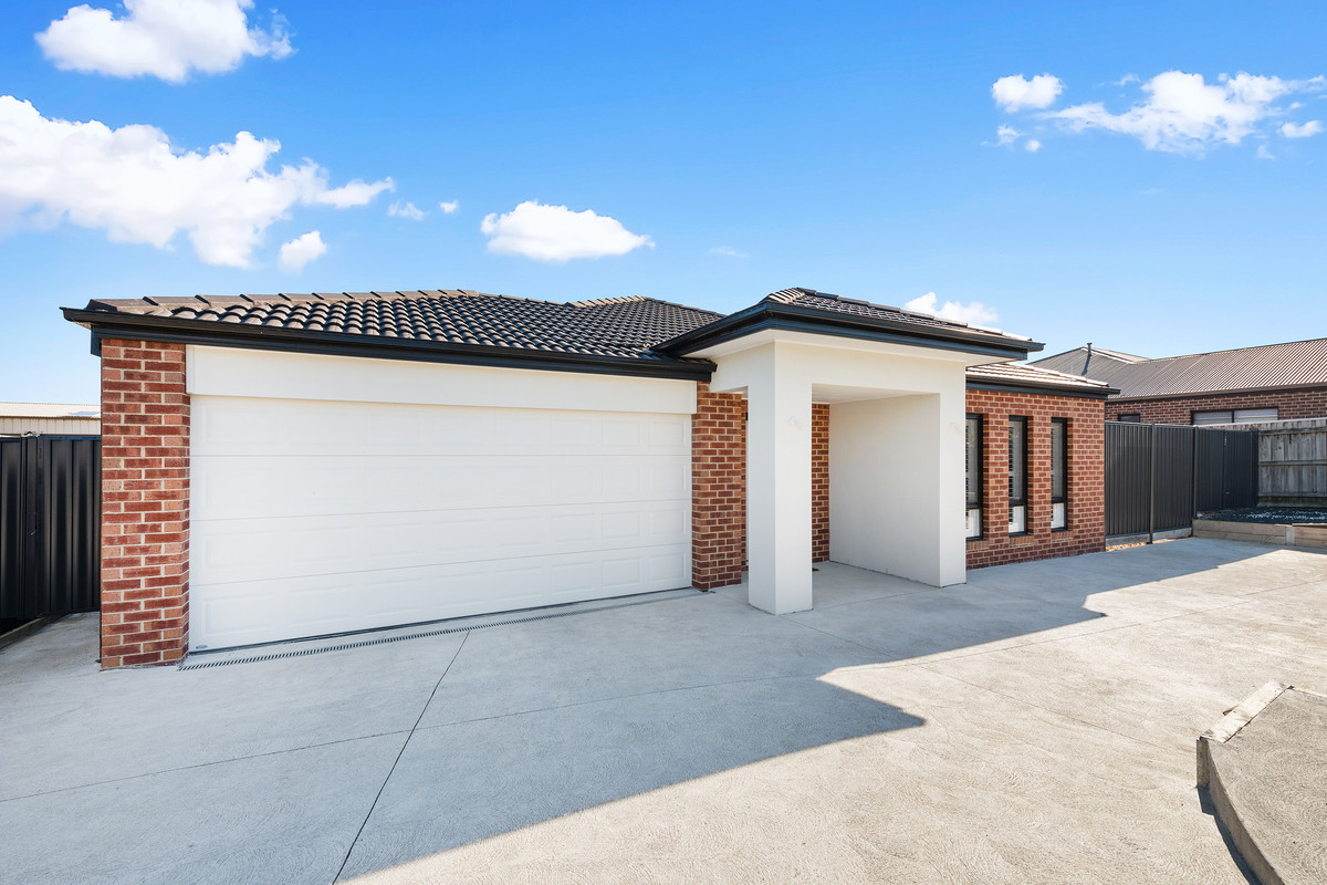 17 Skeldale Wynd, Morwell VIC 3840, Morwell - Thumbnail 2