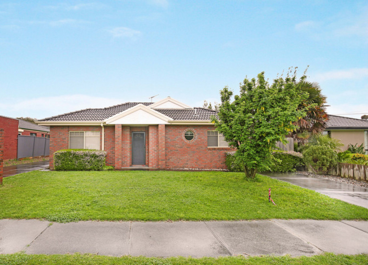 1 / 9 Monckton Road, BUNDOORA VIC 3083, Bundoora - Image 1