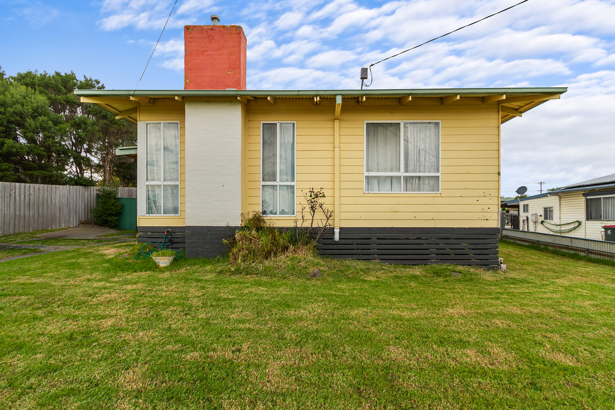 32 Hyland Street, Morwell VIC 3840, Morwell - Thumbnail 2