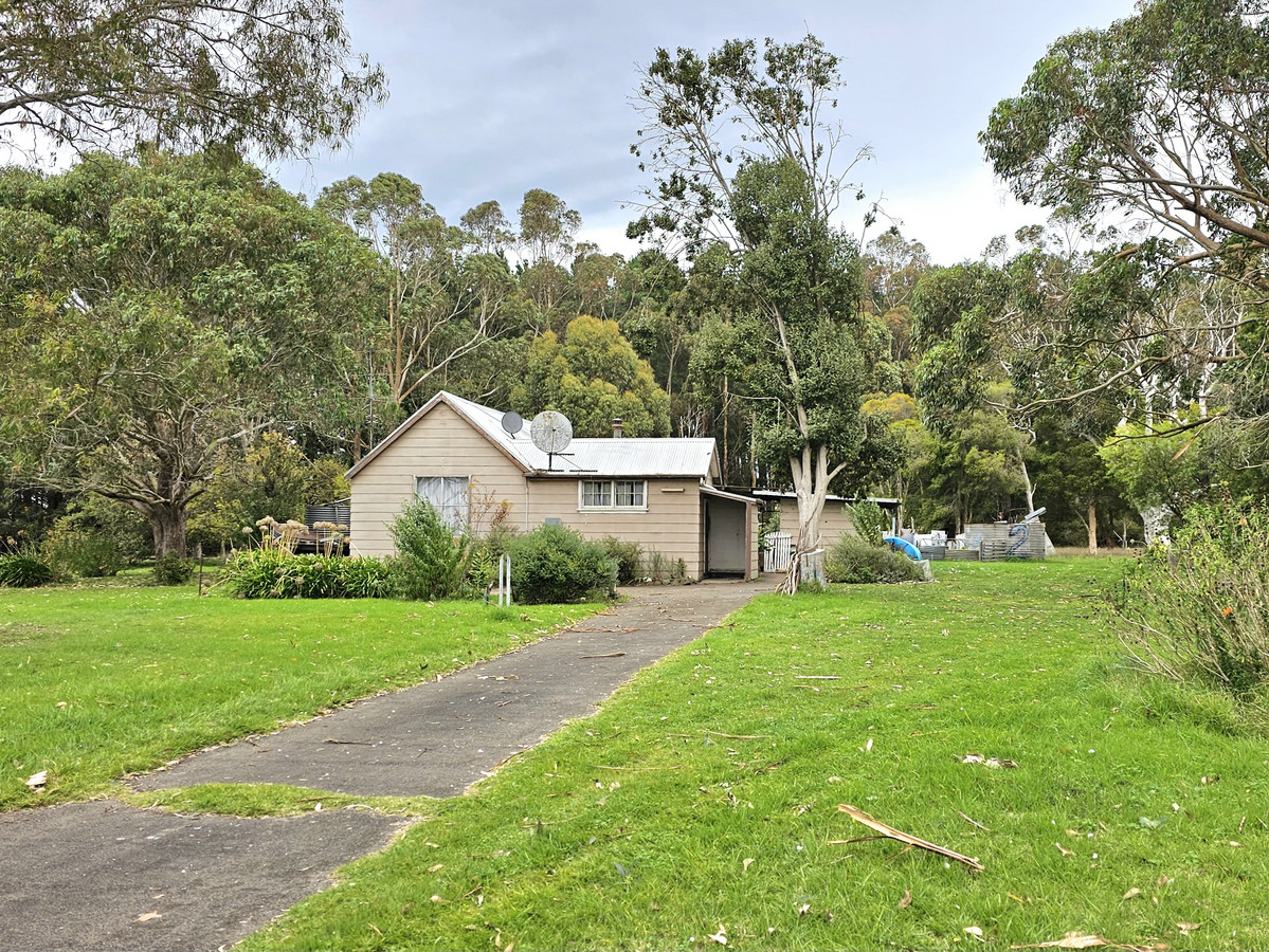 10 High Street, Framlingham VIC 3265, Framlingham - Thumbnail 2