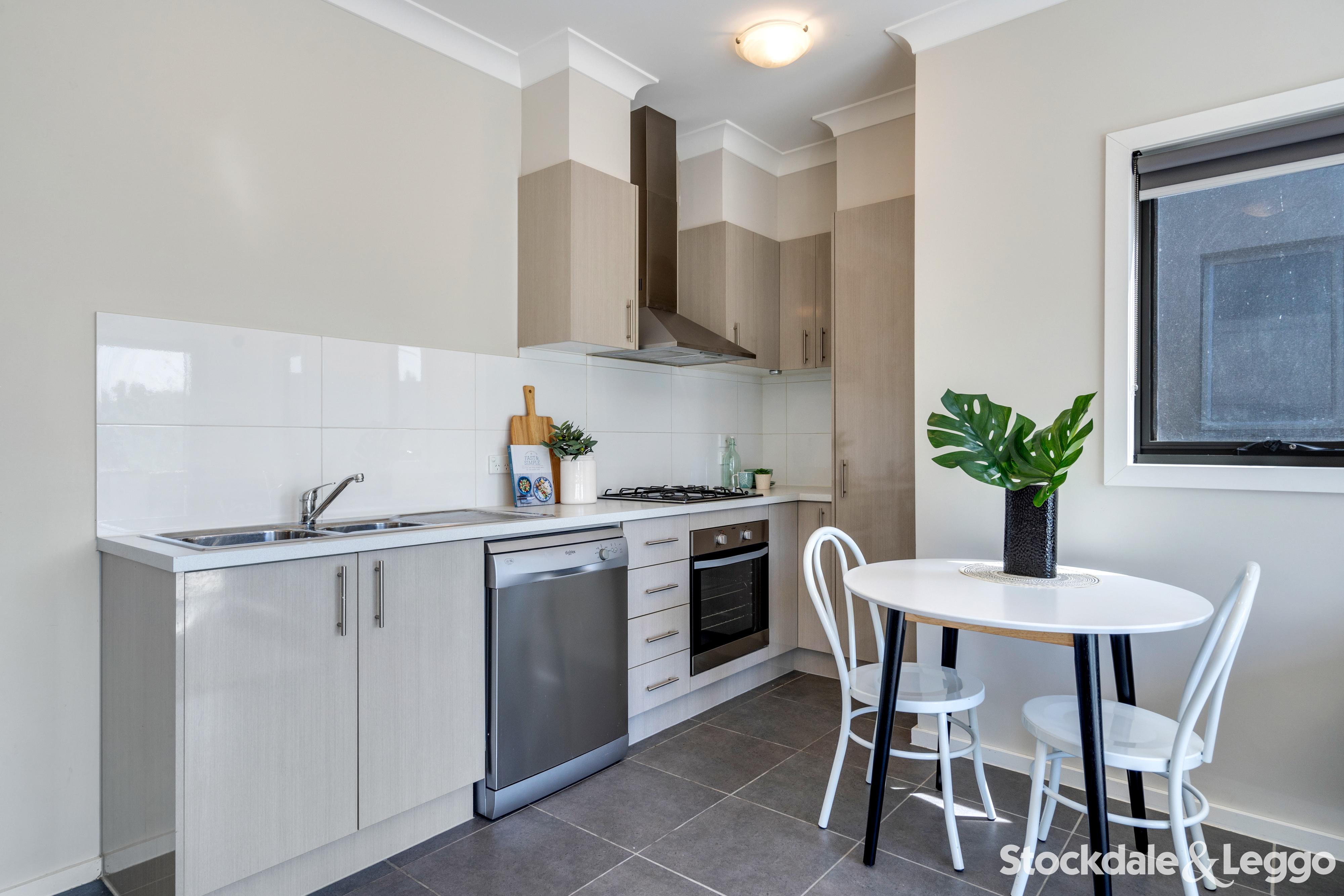 18/20 Hyde Park Avenue, Craigieburn VIC, Craigieburn - Thumbnail 4