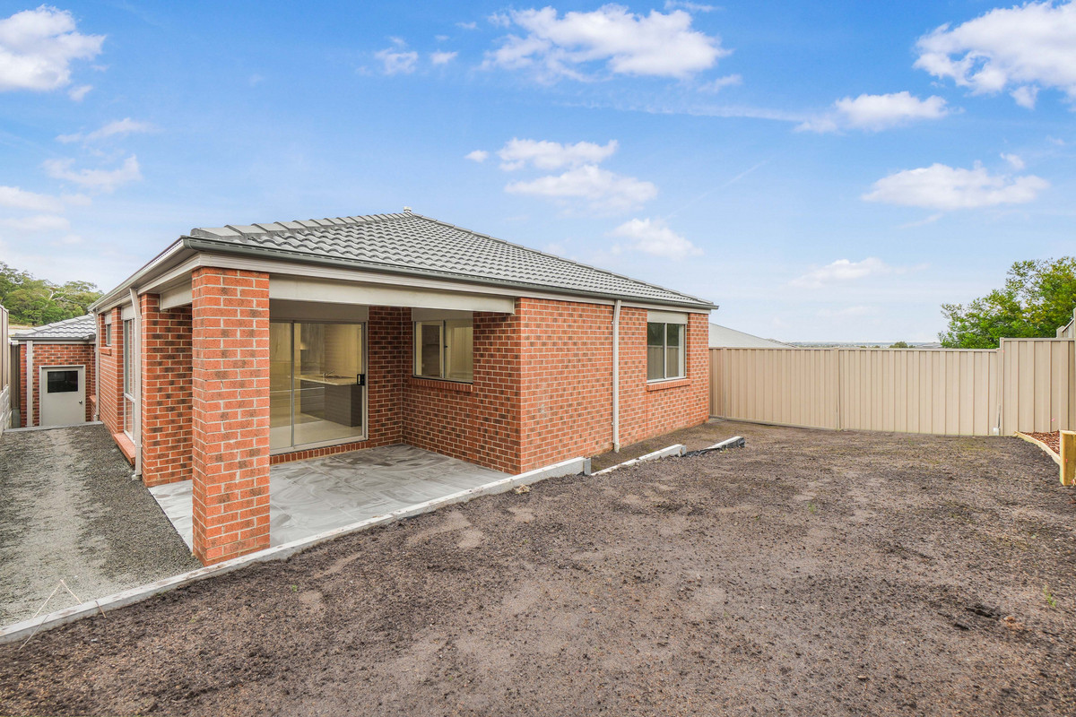 28 Sampson Drive, Pakenham VIC 3810, Pakenham - Thumbnail 8