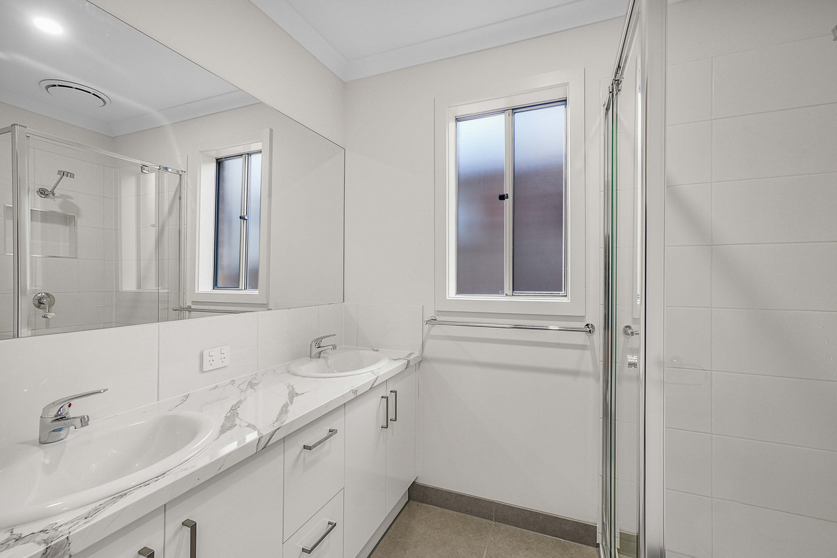 1016 / 40 Sampson Drive, Pakenham VIC 3810, Pakenham - Thumbnail 7