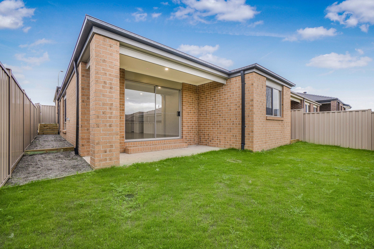 1016 / 40 Sampson Drive, Pakenham VIC 3810, Pakenham - Thumbnail 8