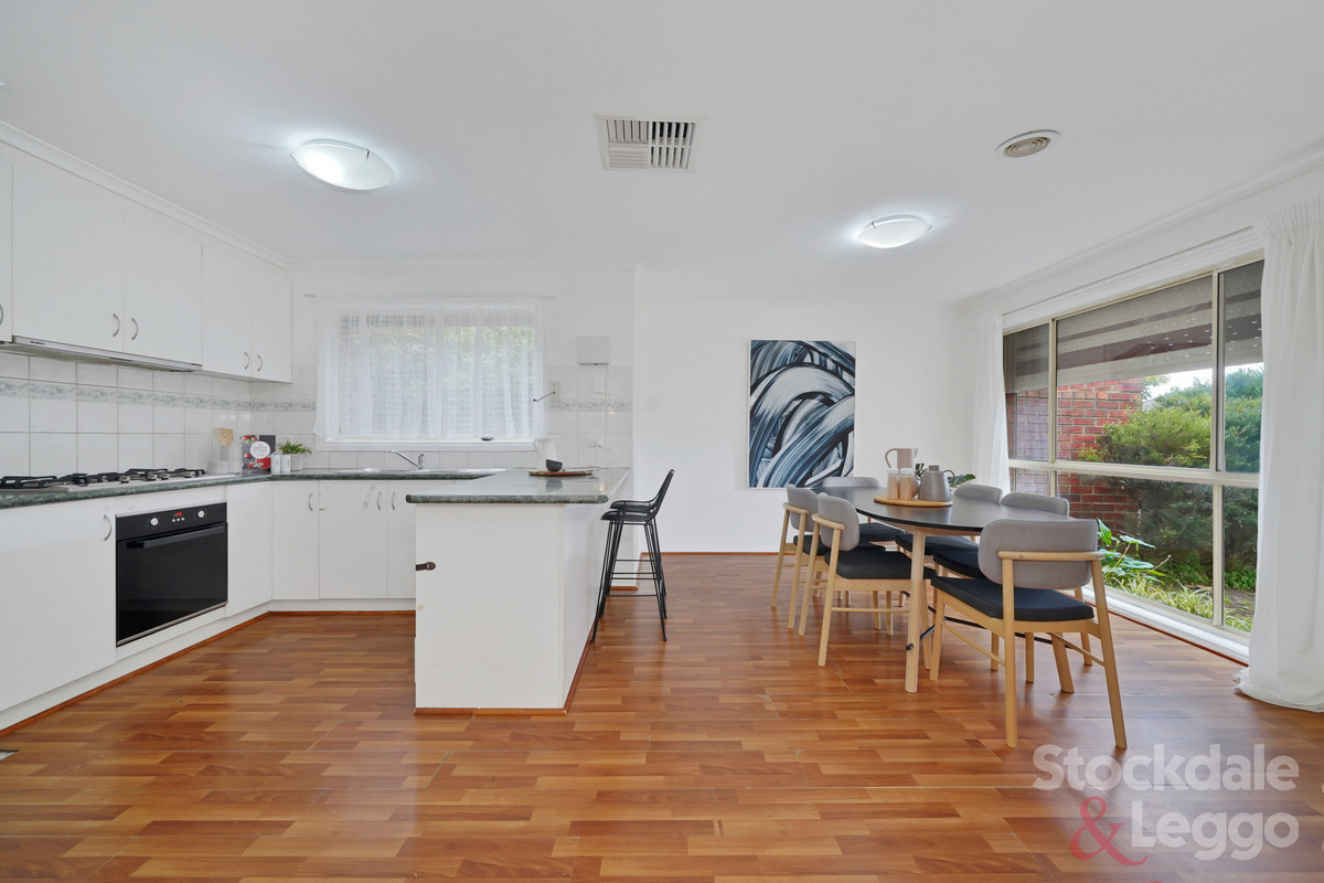 5 Masters Circuit, Roxburgh Park VIC 3064, Roxburgh Park - Thumbnail 4