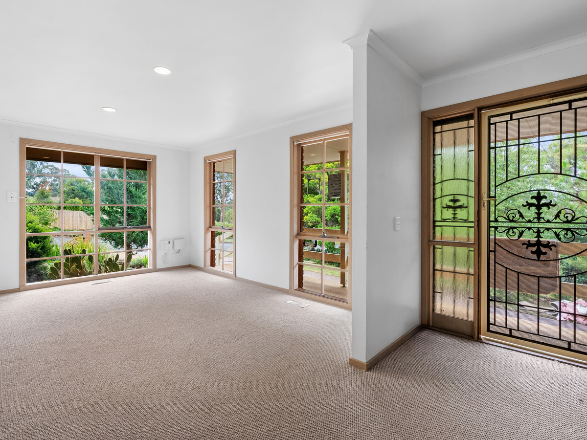 9 Amstel Close, Darley VIC 3340, Darley - Thumbnail 3