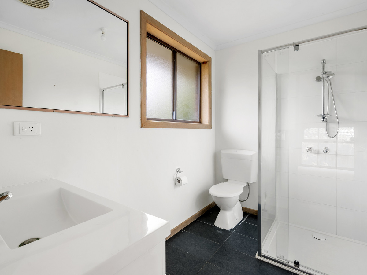 9 Amstel Close, Darley VIC 3340, Darley - Thumbnail 6
