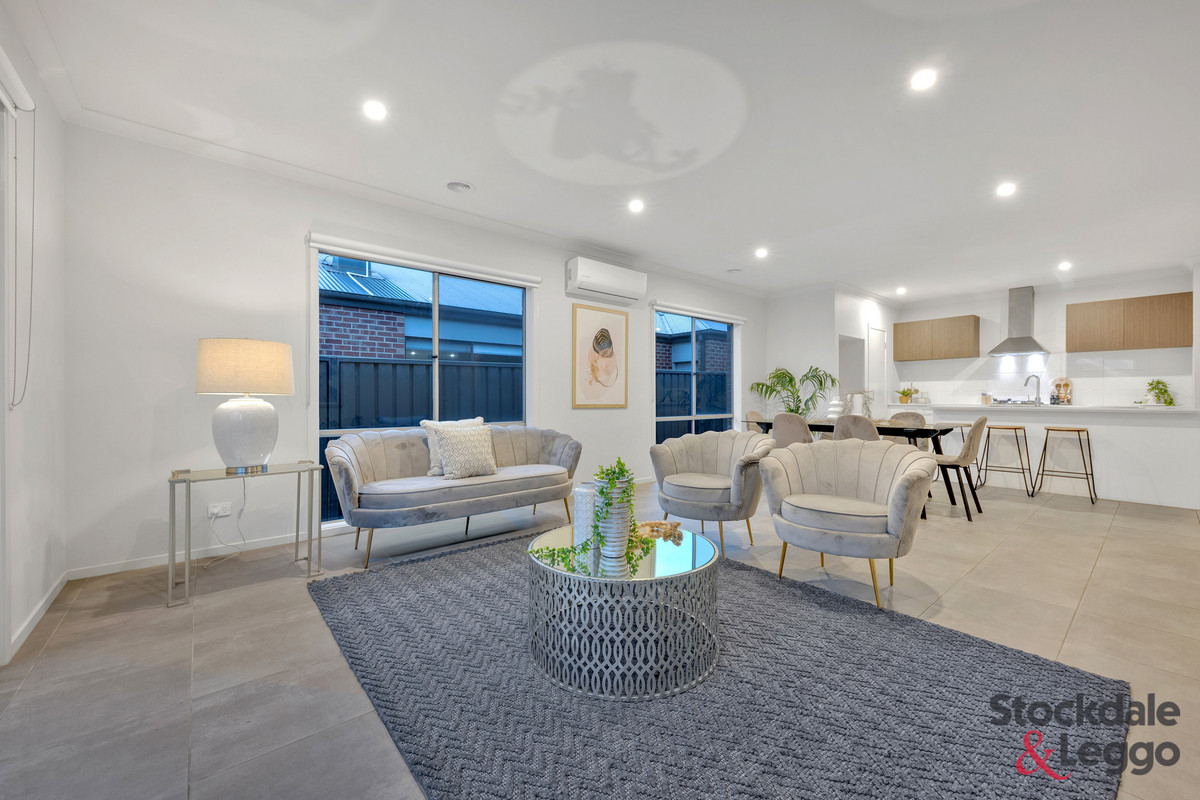 9 Stevenage Drive, Strathtulloh VIC 3338, Strathtulloh - Thumbnail 3