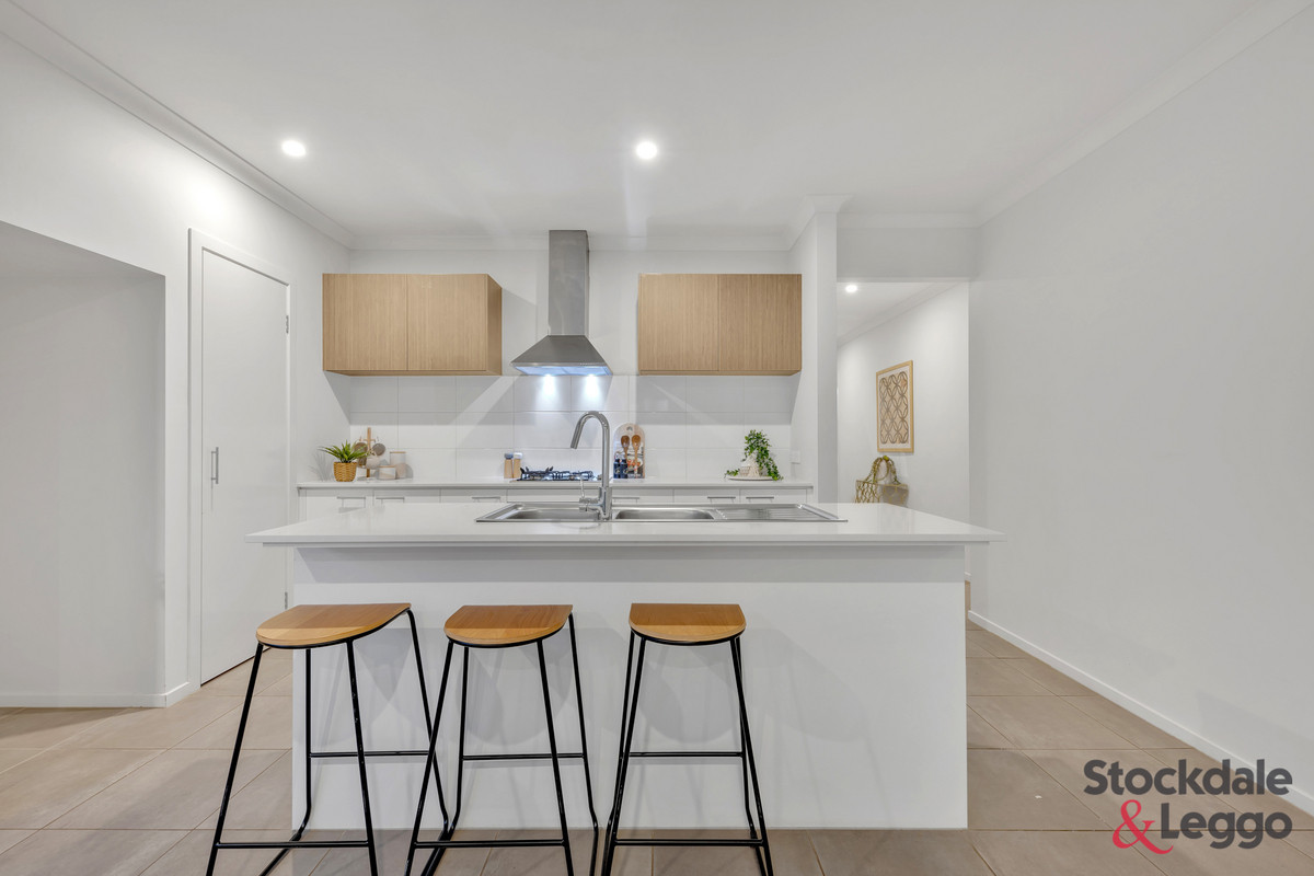 9 Stevenage Drive, Strathtulloh VIC 3338, Strathtulloh - Thumbnail 5