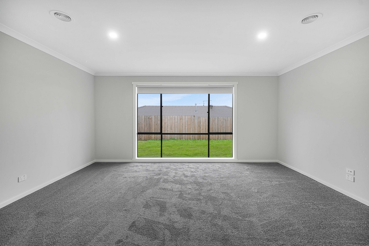 7 Magnolia Way, Bunyip VIC 3815, Bunyip - Thumbnail 4