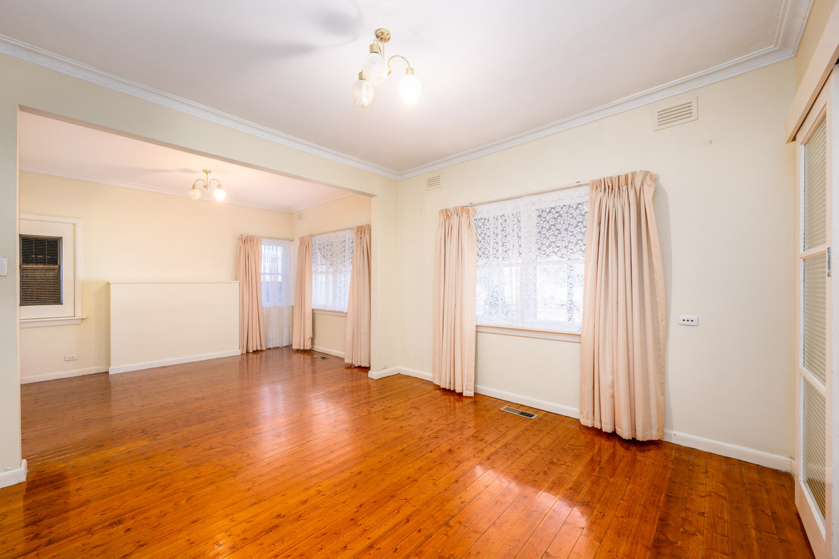 17 Lake Street, Shepparton VIC 3630, Shepparton - Thumbnail 5
