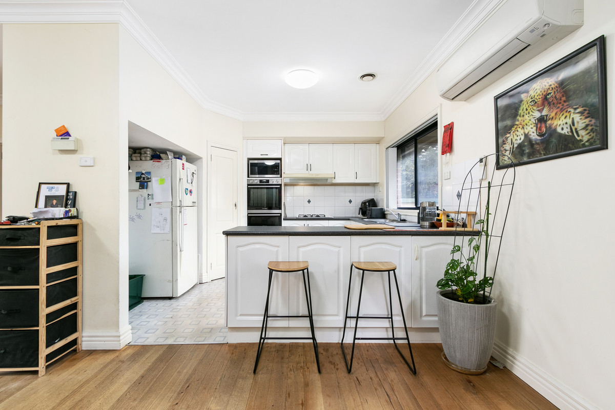 11 Gwalia Street, Traralgon VIC 3844, Traralgon - Thumbnail 2