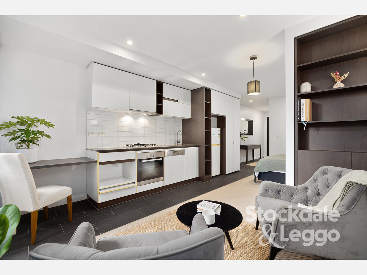 203 / 229 Toorak Road, South Yarra VIC 3141, South Yarra - Thumbnail 2