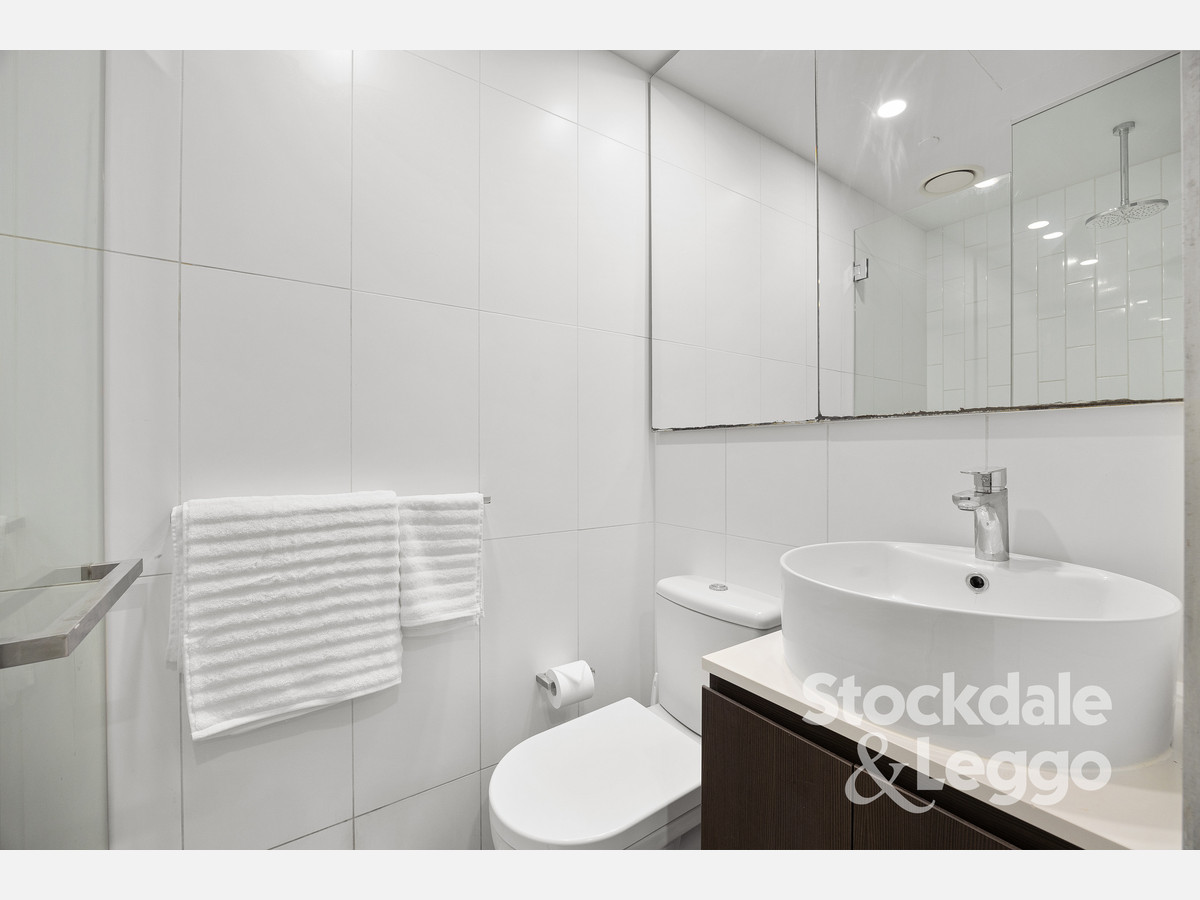 203 / 229 Toorak Road, South Yarra VIC 3141, South Yarra - Thumbnail 6
