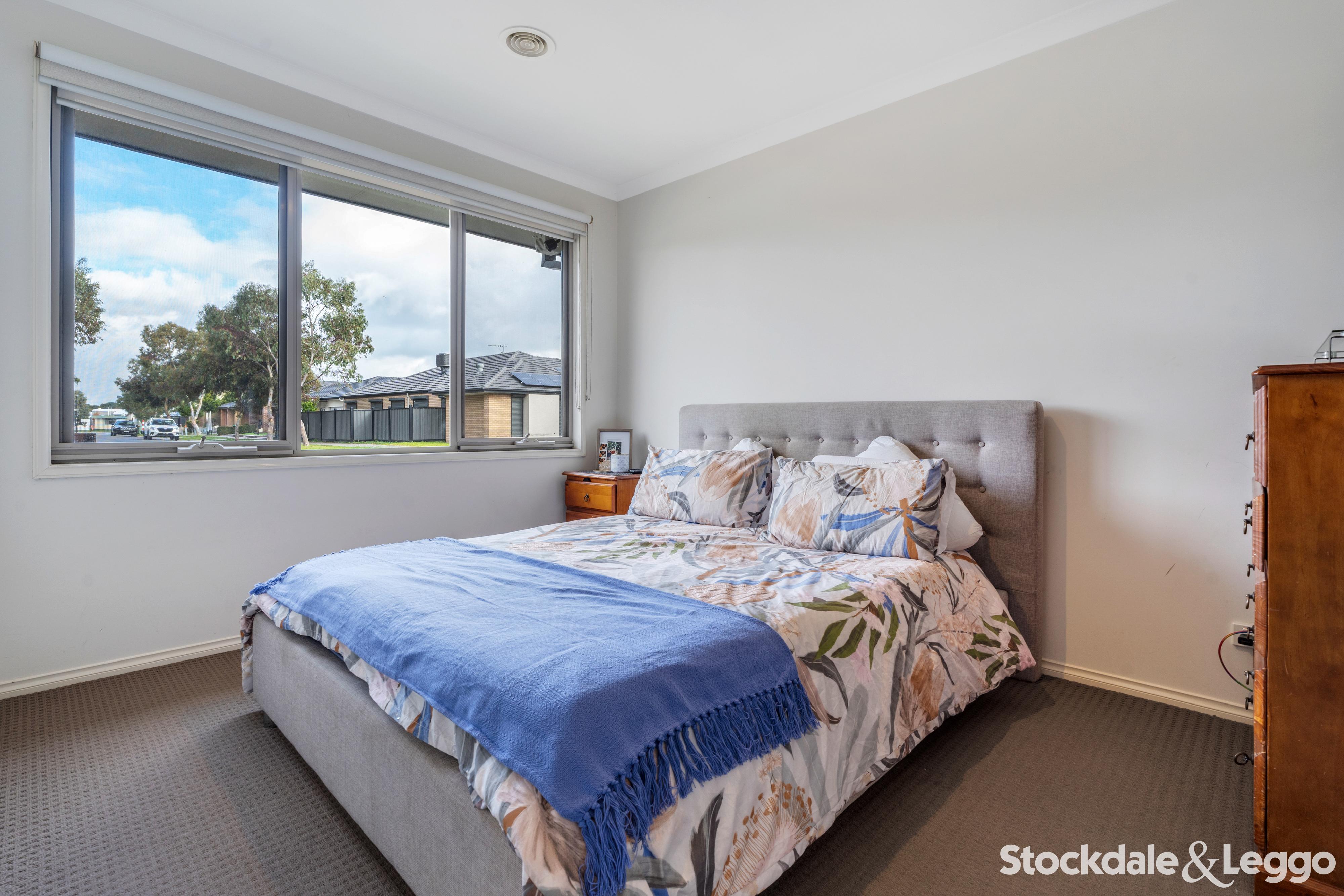 12 Violet Place, Craigieburn VIC, Craigieburn - Thumbnail 5