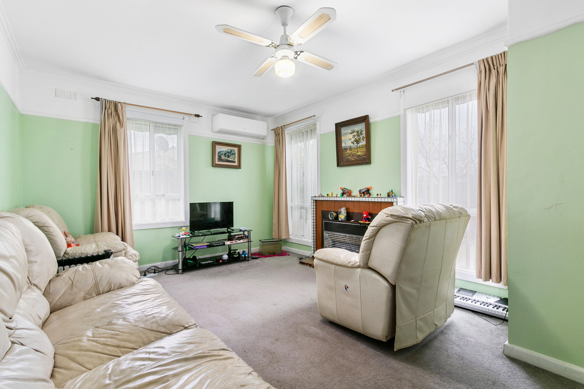 2 Ronald Court, Morwell VIC 3840, Morwell - Thumbnail 2