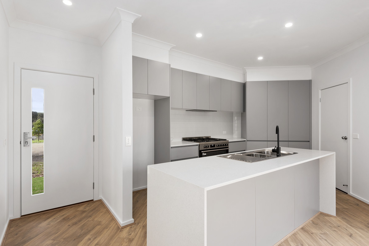 4 / 33 Newcombe Street, Drysdale VIC 3222, Drysdale - Thumbnail 3