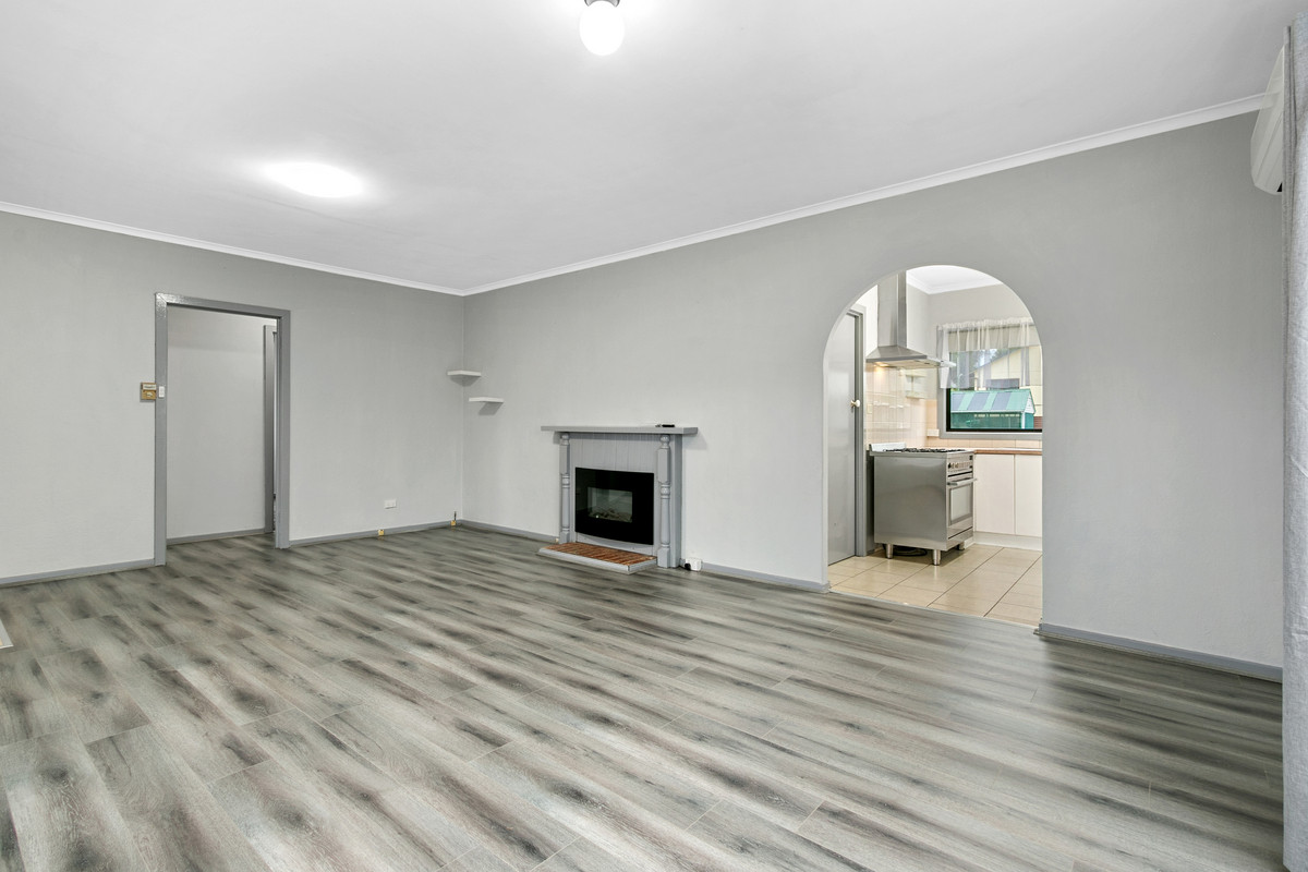 10 Porter Street, Morwell VIC 3840, Morwell - Thumbnail 2
