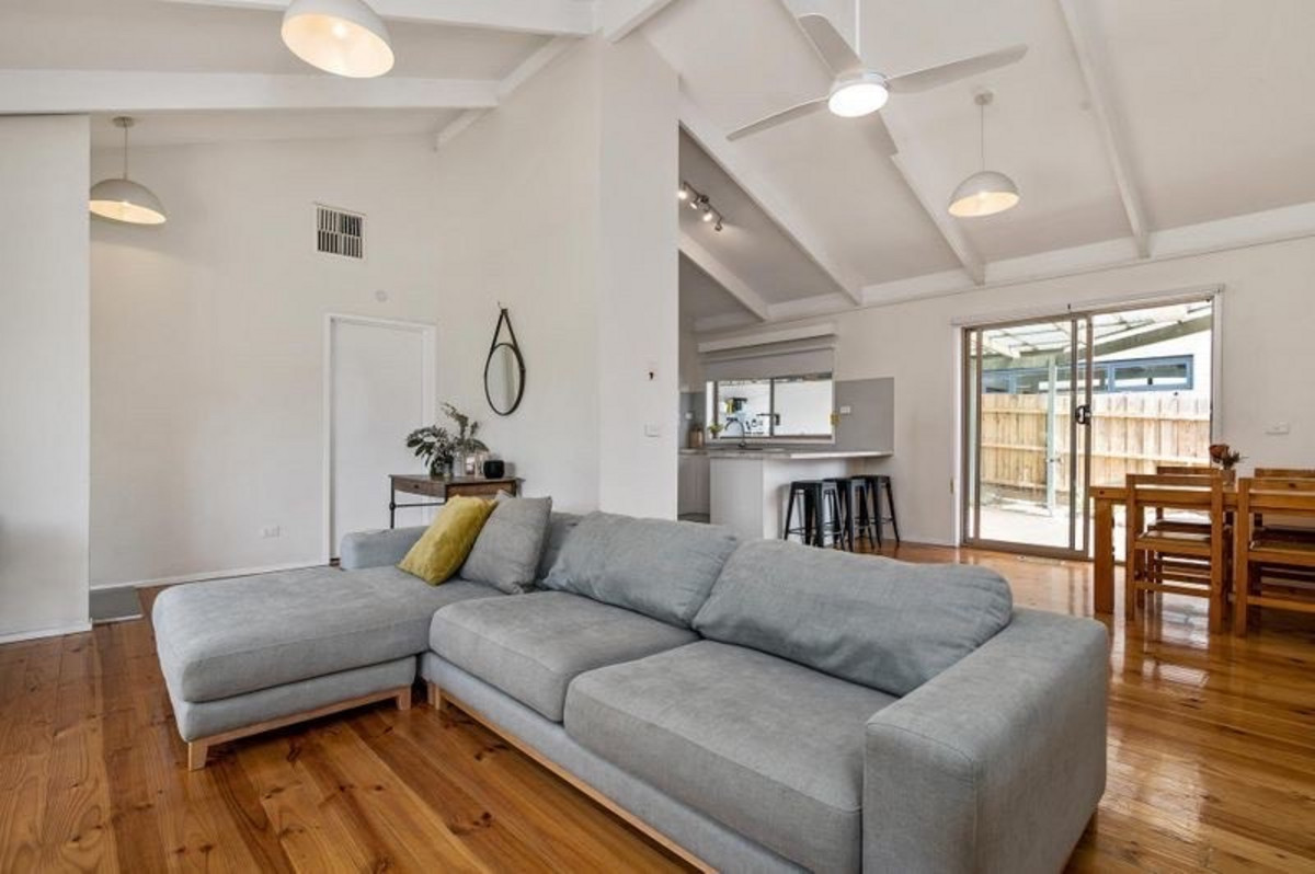 145 Landscape Drive, Mooroolbark VIC 3138, Mooroolbark - Thumbnail 2