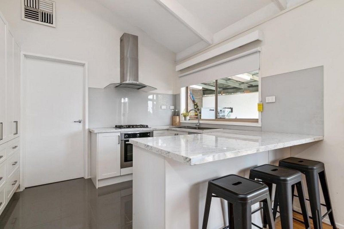 145 Landscape Drive, Mooroolbark VIC 3138, Mooroolbark - Thumbnail 3