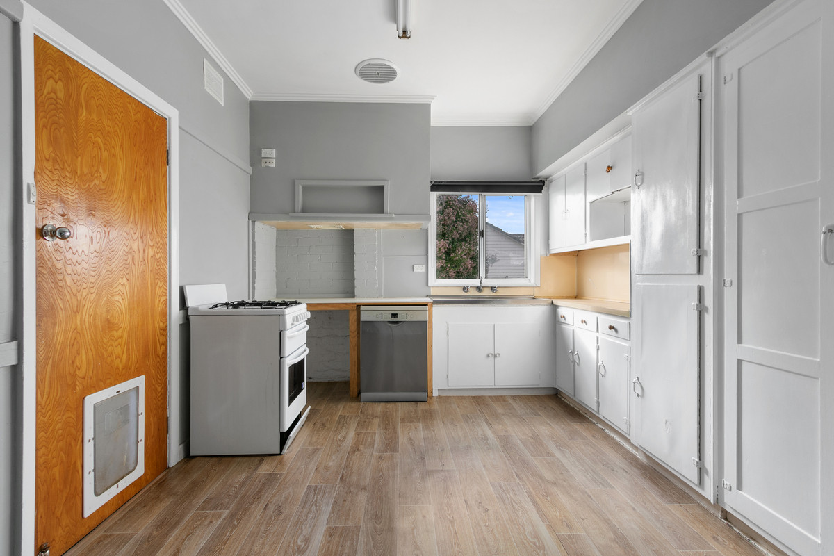 4 Baw Baw Street, Moe VIC 3825, Moe - Thumbnail 4