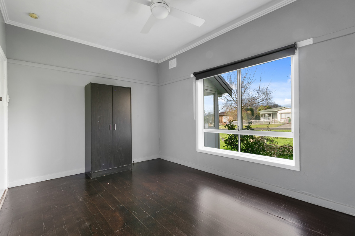 4 Baw Baw Street, Moe VIC 3825, Moe - Thumbnail 8