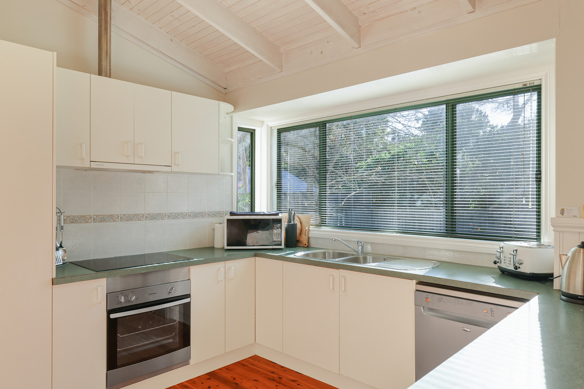 25 Robert Drive, Cowes VIC 3922, Cowes - Thumbnail 7