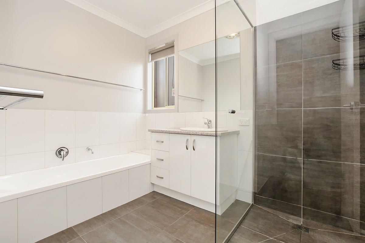 61 Dennington Rise, Warrnambool VIC 3280, Dennington - Thumbnail 6