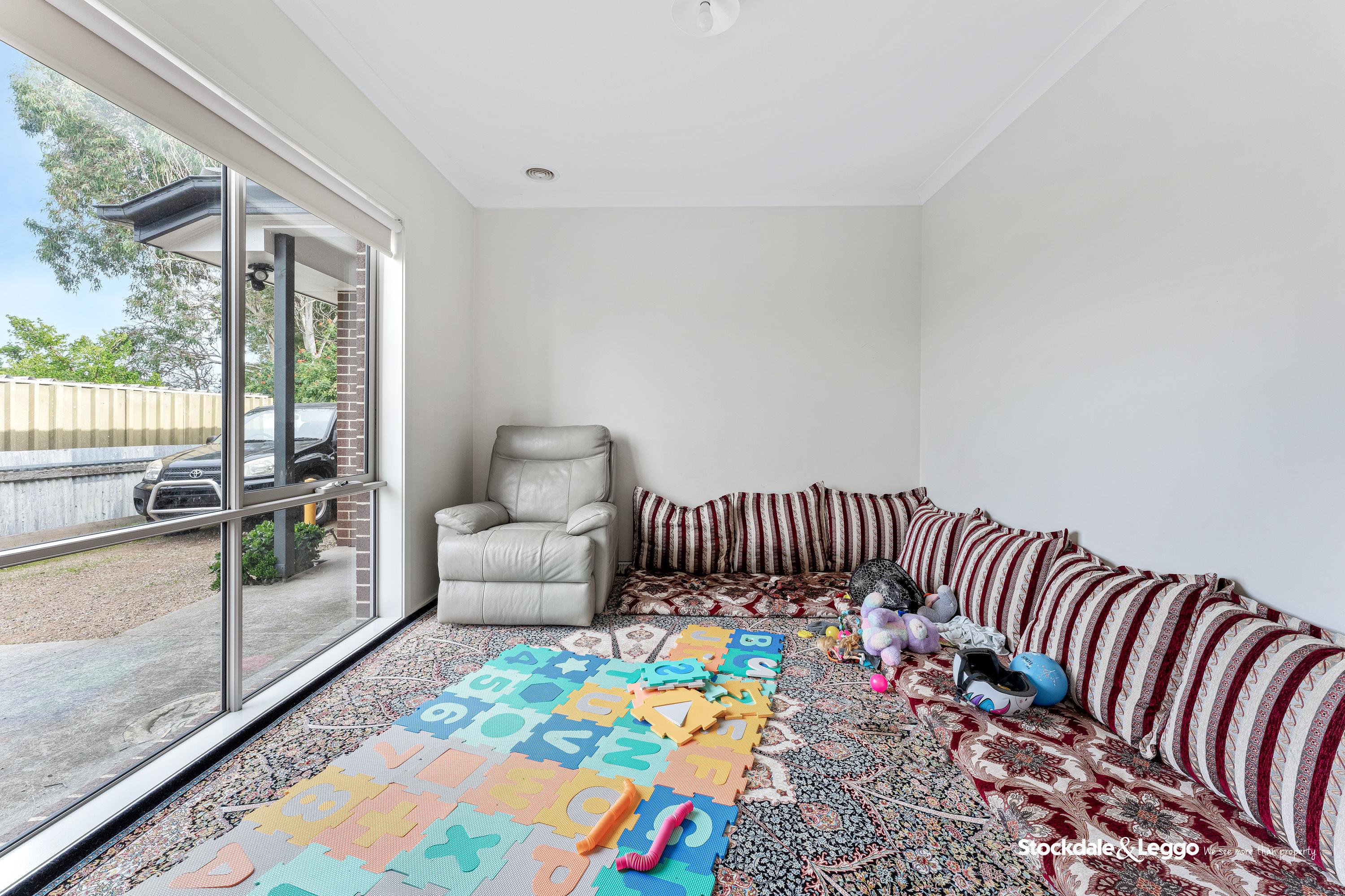 2/23 Tristania Street, Doveton VIC, Doveton - Thumbnail 3