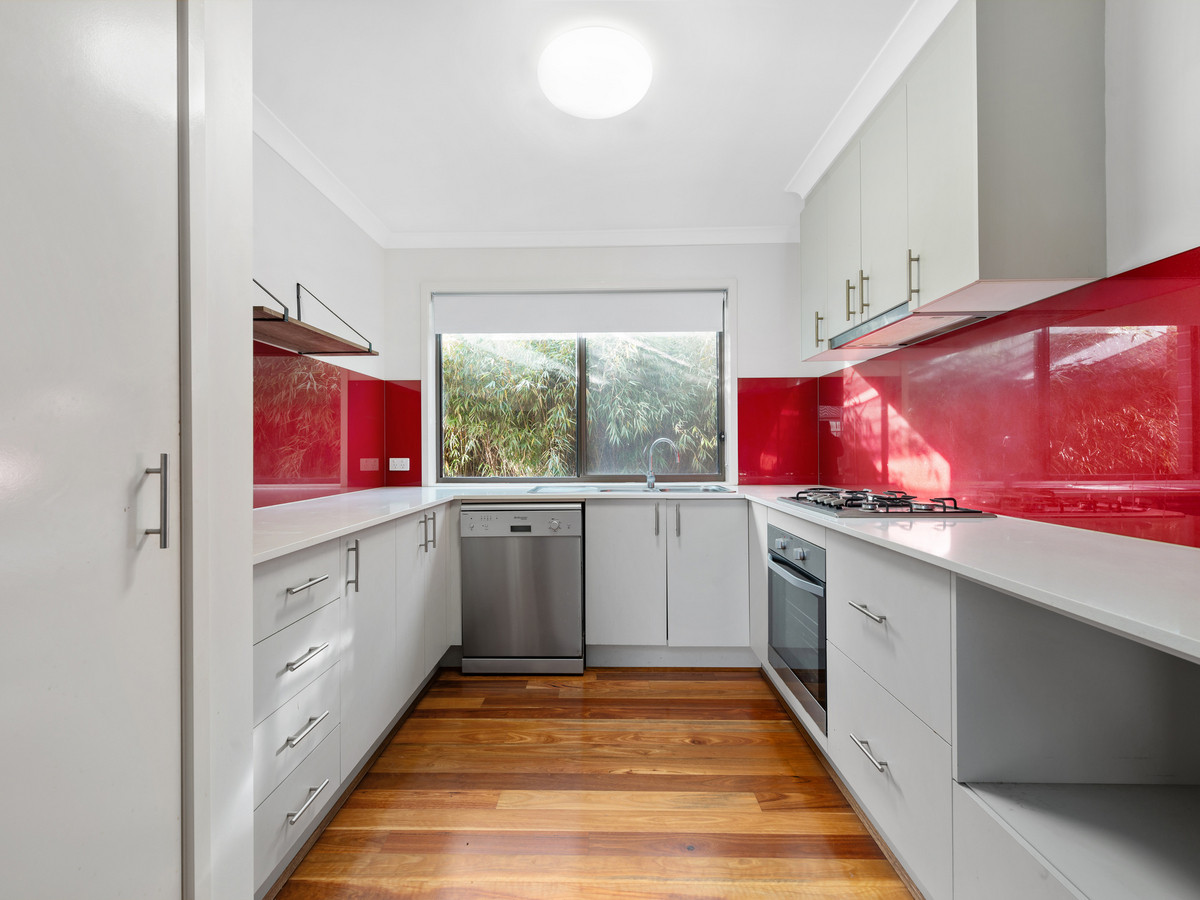 18 College Avenue, Traralgon VIC 3844, Traralgon - Thumbnail 7