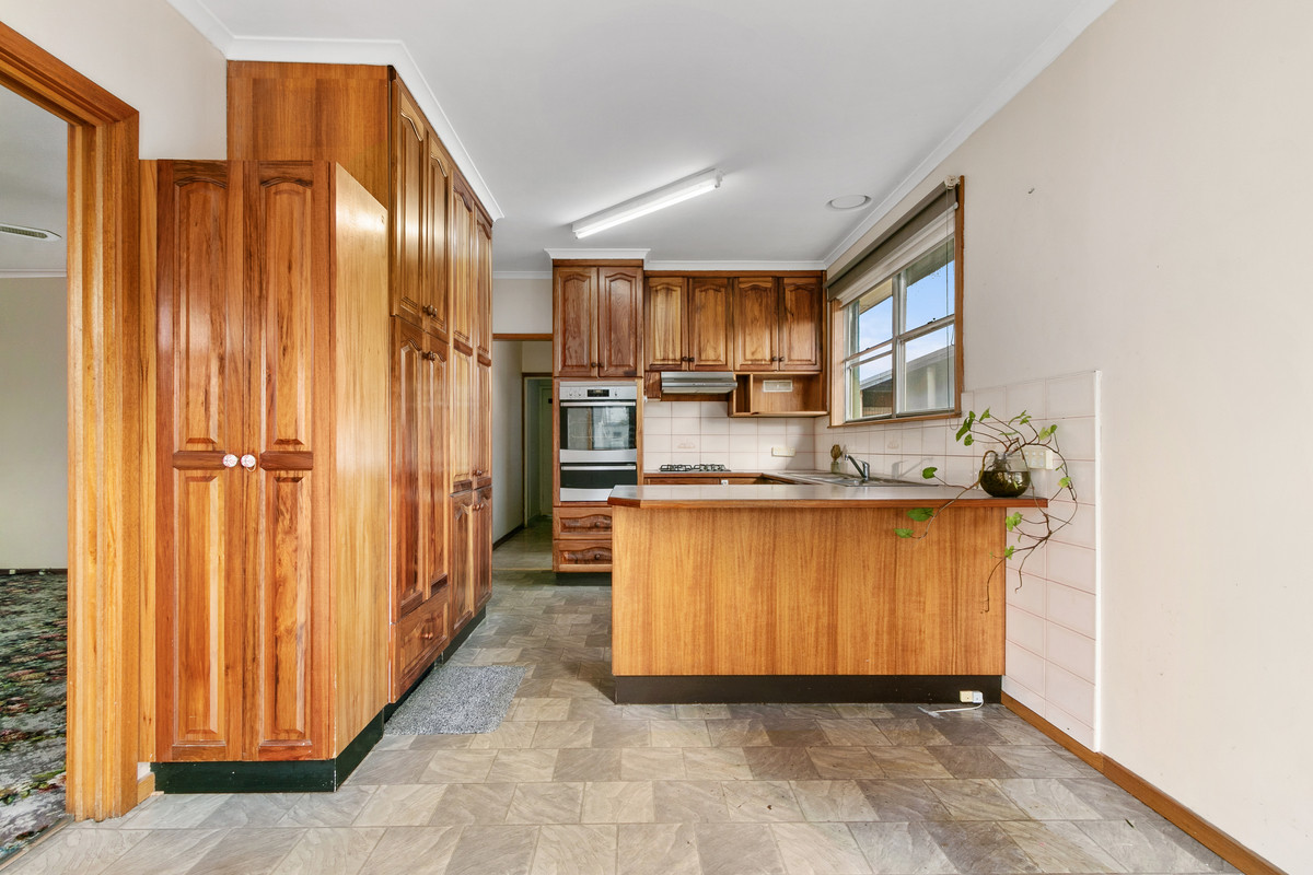 12 Bolger Street, Morwell VIC 3840, Morwell - Thumbnail 3