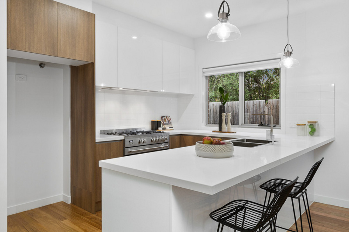 2 / 1 Cosmos Street, GLENROY VIC 3046, Glenroy - Thumbnail 2