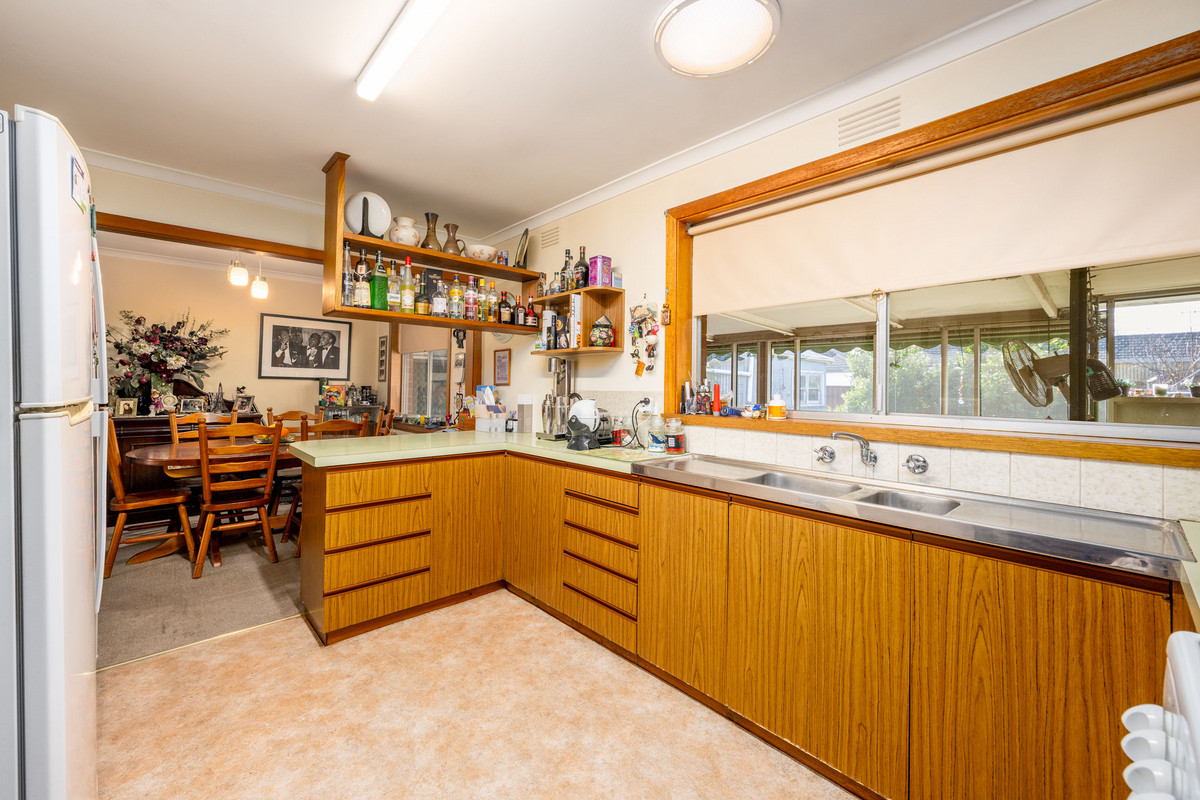 43 Glenlyon Avenue, Shepparton VIC 3630, Shepparton - Thumbnail 4