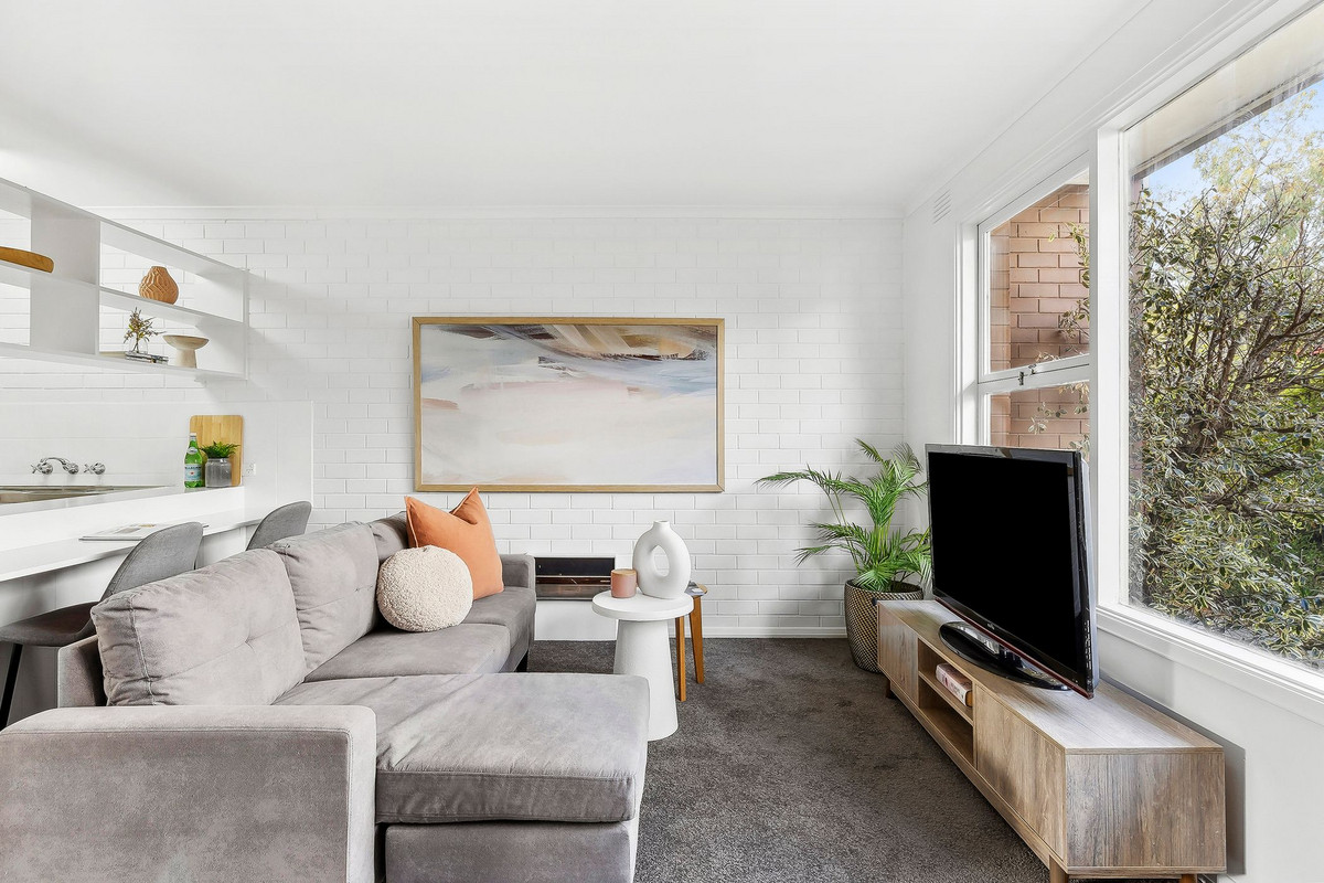 9 / 75 Heytesbury Street, Herne Hill VIC 3218, Herne Hill - Thumbnail 3