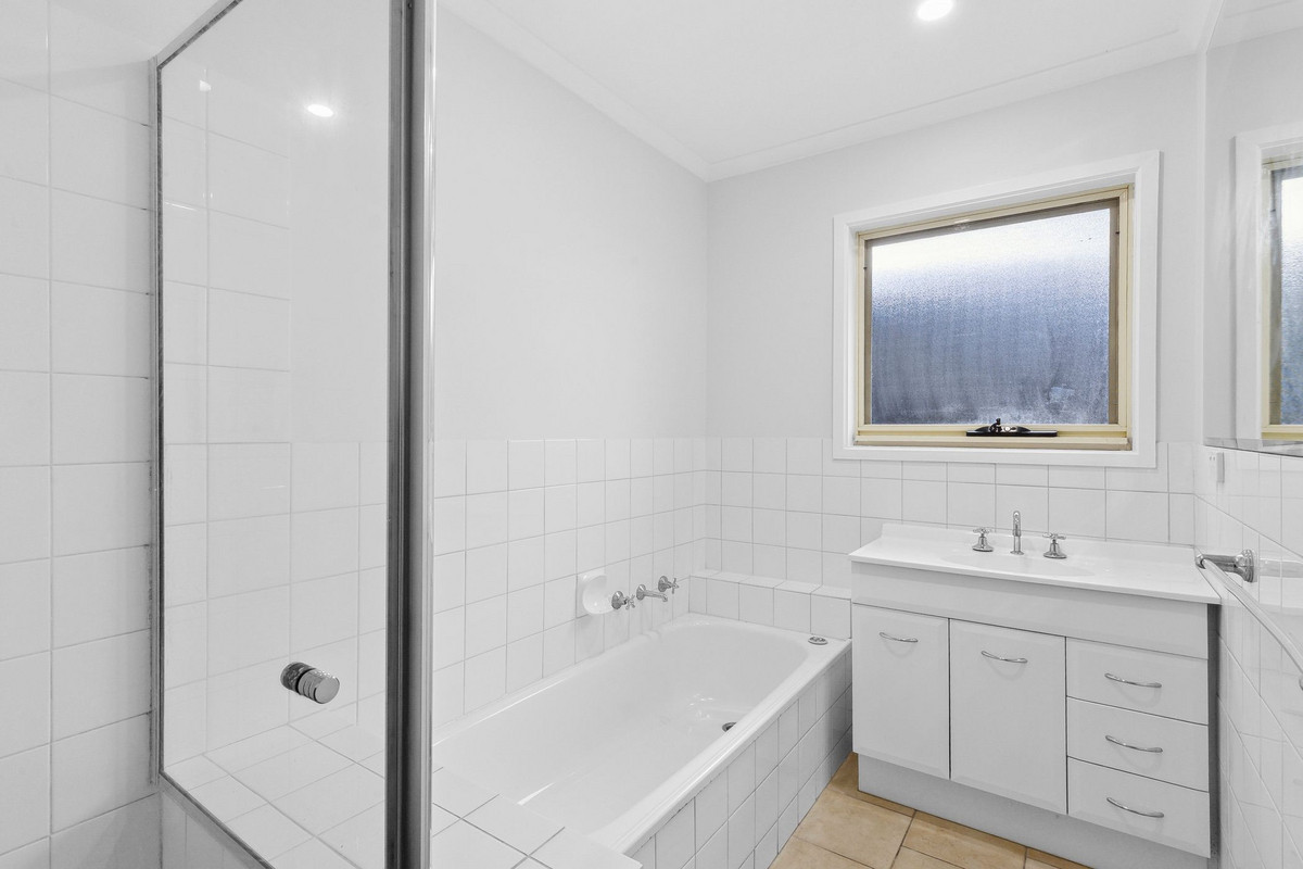 4 Sharland Road, Corio VIC 3214, Corio - Thumbnail 7