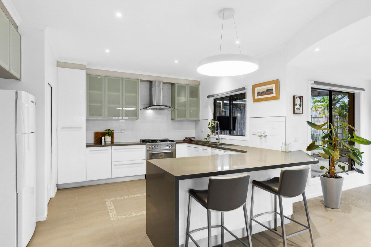 21 Thwaites Close, Highton VIC 3216, Highton - Thumbnail 8
