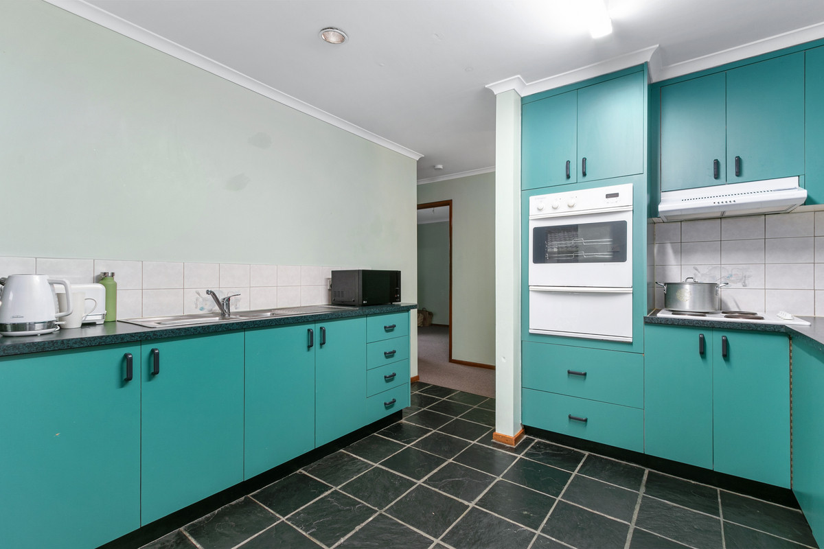 38 Coolabah Drive, CHURCHILL VIC 3842, Churchill - Thumbnail 2
