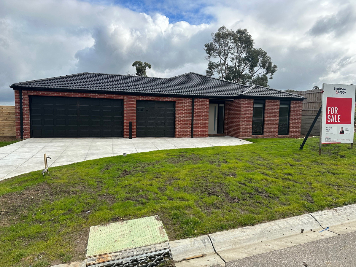 15 Jasmine Street, Bunyip VIC 3815