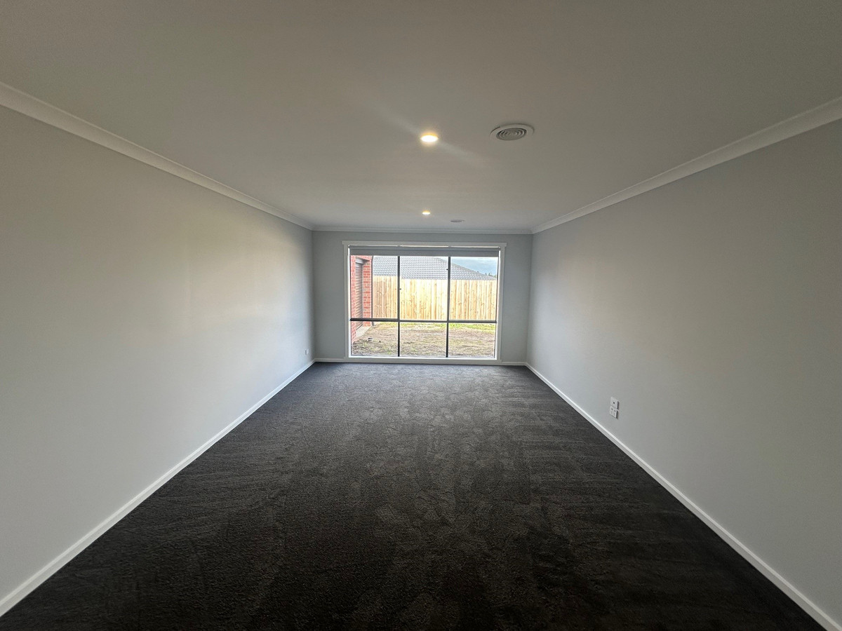 15 Jasmine Street, Bunyip VIC 3815, Bunyip - Thumbnail 4