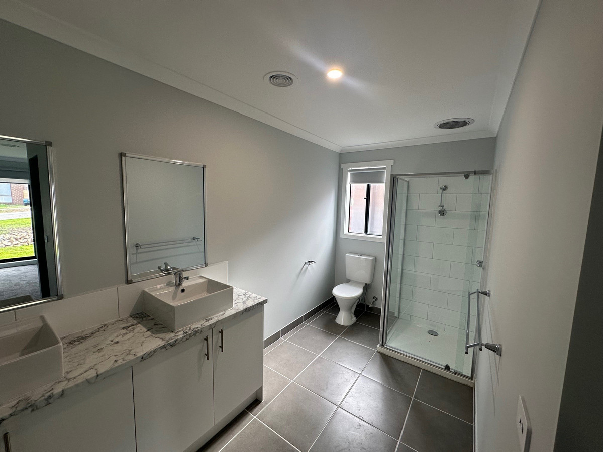 15 Jasmine Street, Bunyip VIC 3815, Bunyip - Thumbnail 6