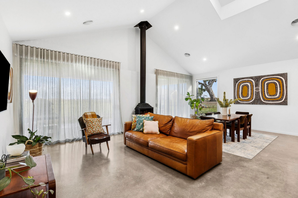 31 McQueen Drive, Inverleigh VIC 3321, Inverleigh - Thumbnail 4