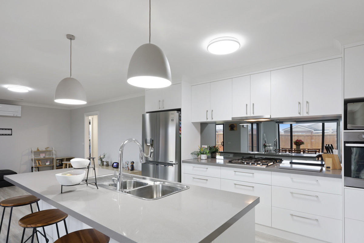 8 Hannaford Street, Warrnambool VIC 3280, Warrnambool - Thumbnail 2