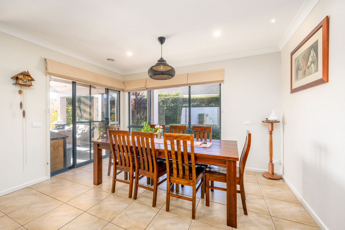 17 Rocklands Crescent, Kialla VIC 3631, Kialla - Thumbnail 4