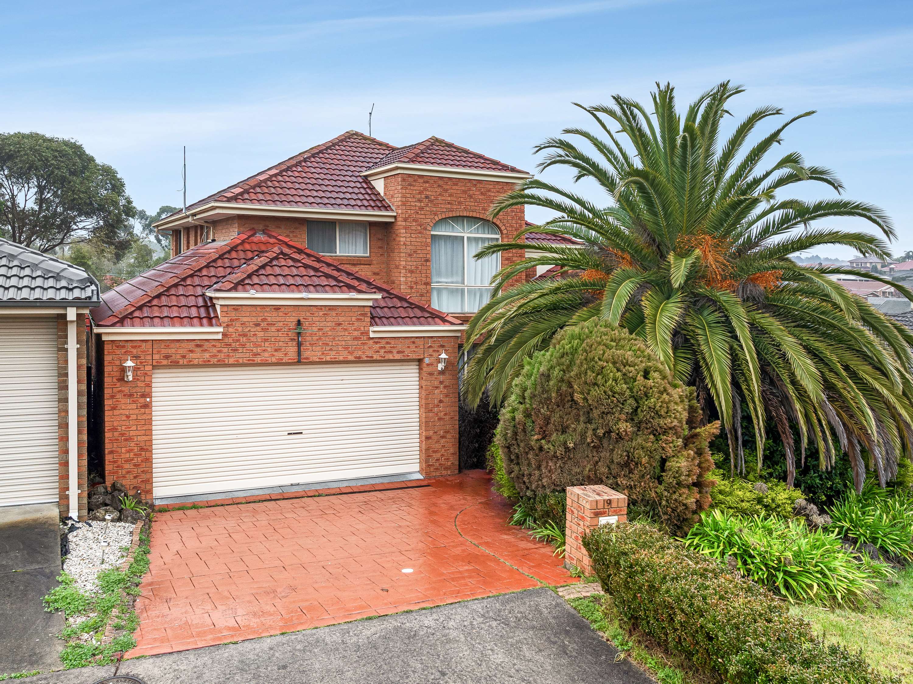 9 Pinto Close, Endeavour Hills VIC, Endeavour Hills - Thumbnail 2